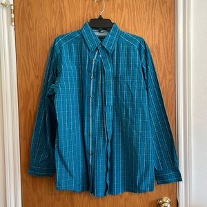 Like new Ariat Pro Long Sleeve Rodeo